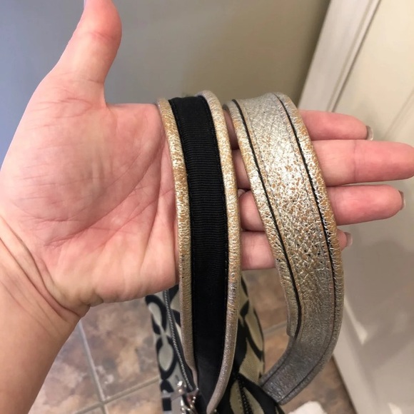 SOLD Coach purse - Picture 3 of 8